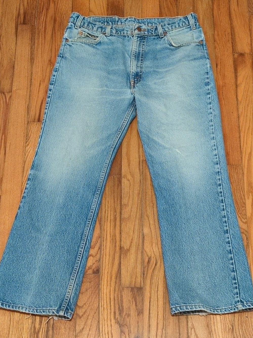 VTG Levi’s 517 Bootcut Light Wash Faded Distressed Made in USA 36x30 (Fit 34x28)
